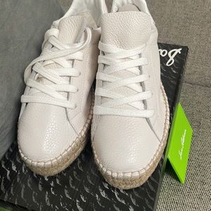 Brand New!! Sam Edelman Dylan white leather sneakers - Size 6 but fits 6.5-7.
